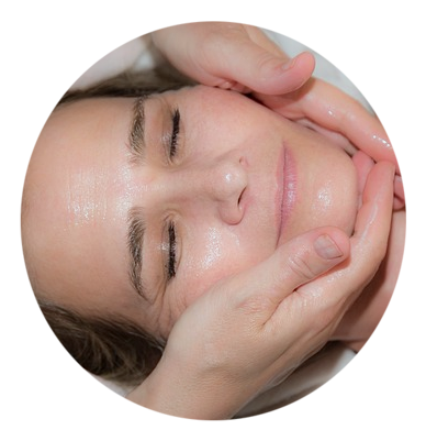 Wohltuende Massage Entspannen Sie sich bei einer wohltuenden Massage